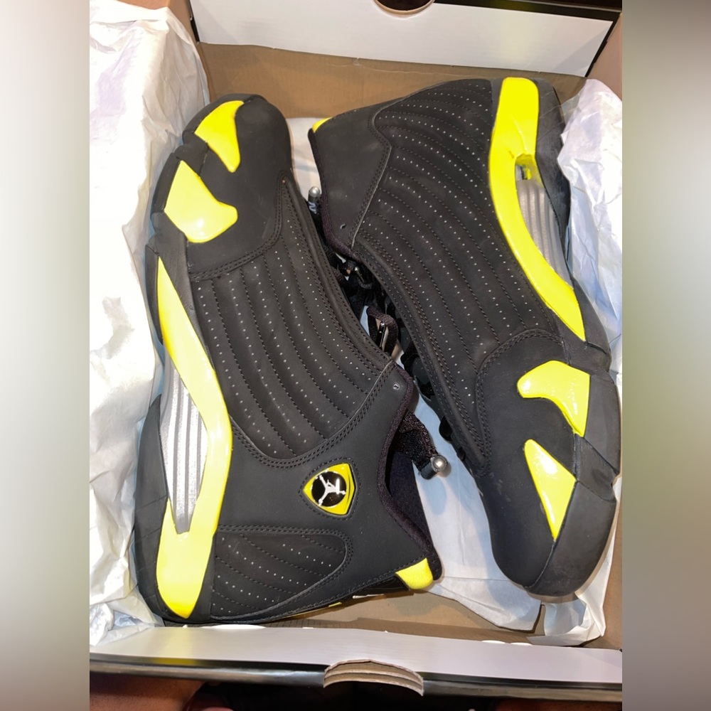 2017 retro Jordan 14 thunder